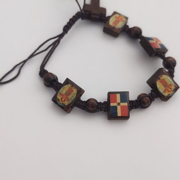 NWOT Dark Brown Wood Beaded Catholic Cross Adjustable Slider Bracelet - Picture 4 of 7